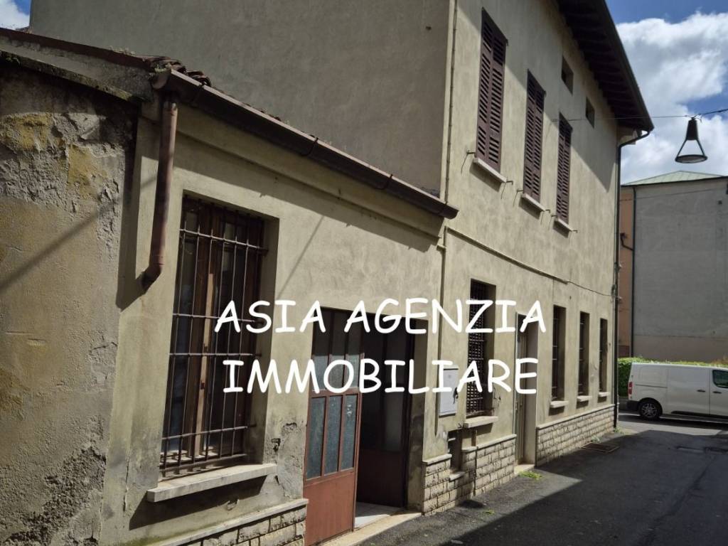 casa indipendente in vendita a Borgo San Giacomo
