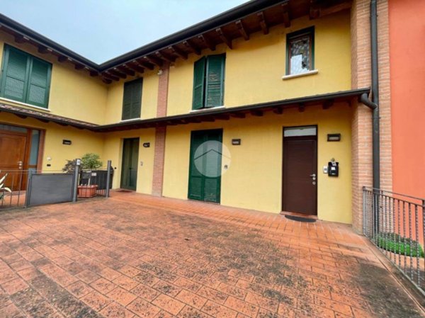 casa indipendente in vendita a Borgo San Giacomo