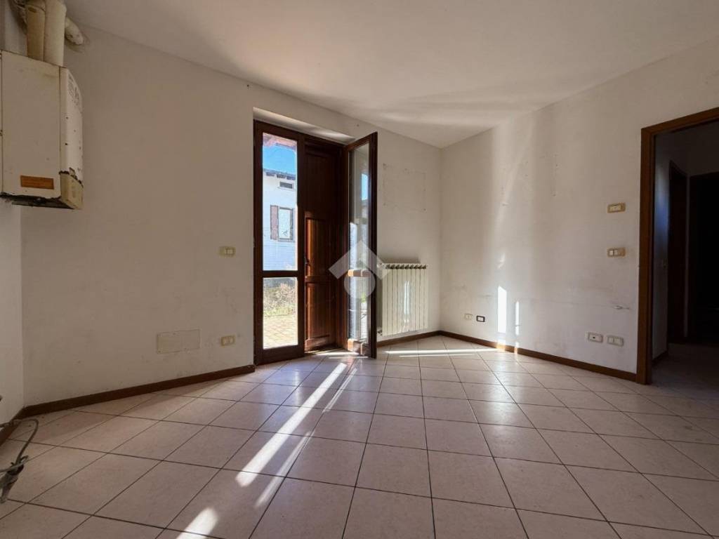 appartamento in vendita a Borgo San Giacomo in zona Farfengo