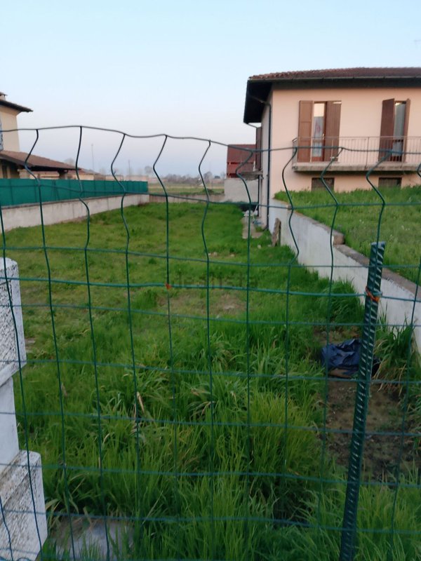 casa indipendente in vendita a Borgo San Giacomo