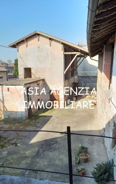 casa indipendente in vendita a Borgo San Giacomo