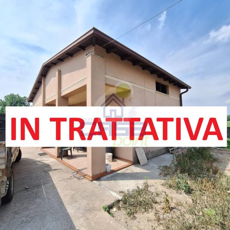 casa indipendente in vendita a Borgo San Giacomo
