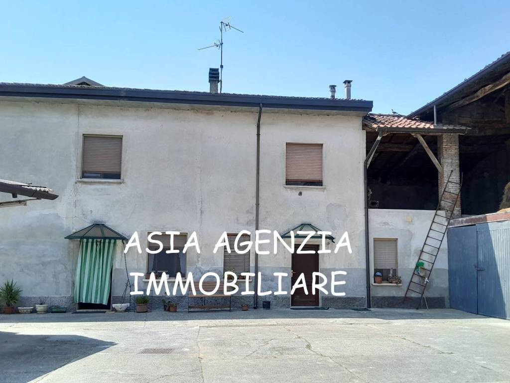 casa indipendente in vendita a Borgo San Giacomo