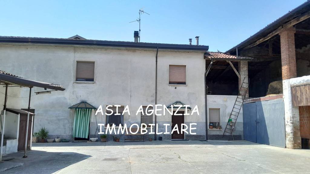 casa indipendente in vendita a Borgo San Giacomo