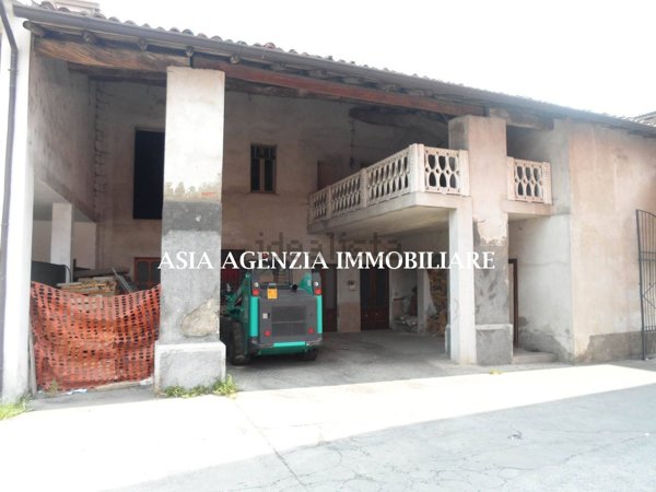casale in vendita a Borgo San Giacomo