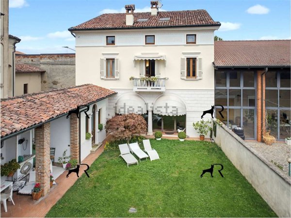 casa indipendente in vendita a Borgo San Giacomo