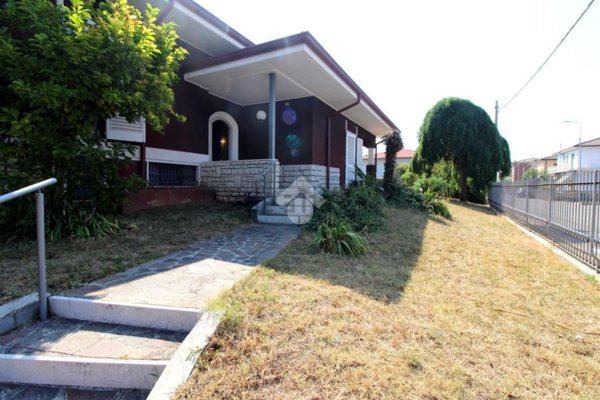casa indipendente in vendita a Borgosatollo