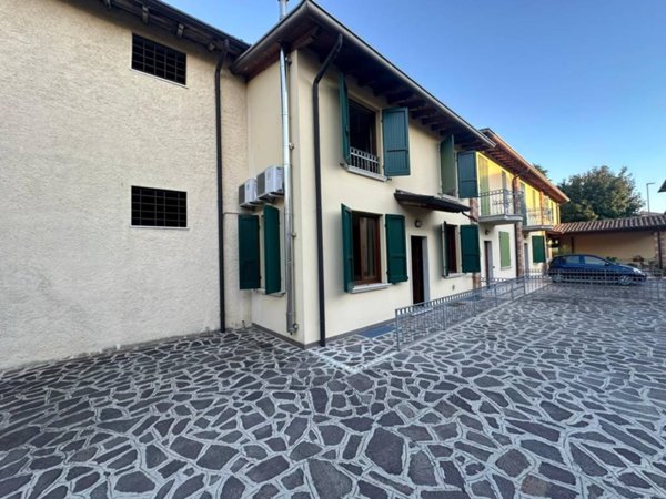 casa indipendente in vendita a Borgosatollo