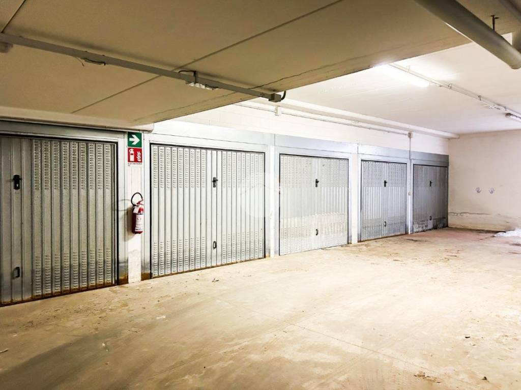 locale commerciale in vendita a Borgosatollo