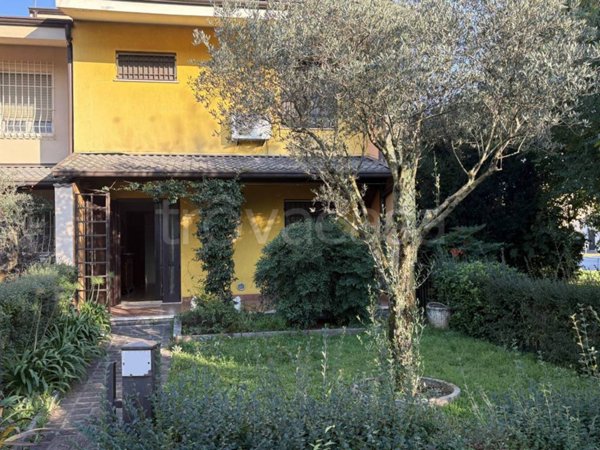 casa indipendente in vendita a Borgosatollo