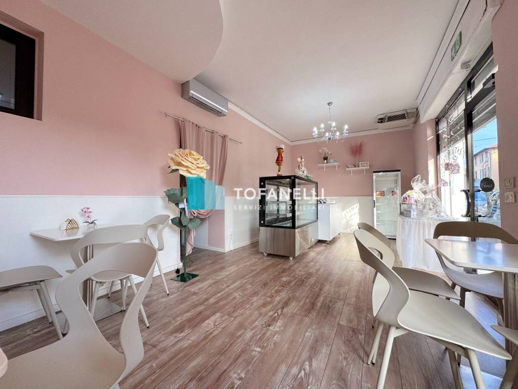 negozio in vendita a Borgosatollo