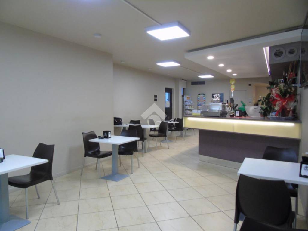 negozio in vendita a Borgosatollo