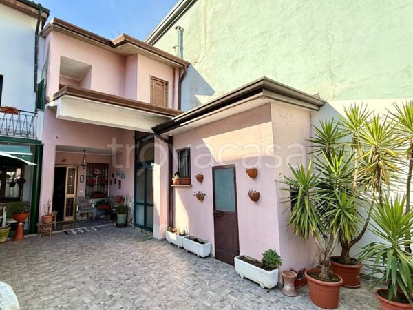 casa indipendente in vendita a Borgosatollo in zona Venezia