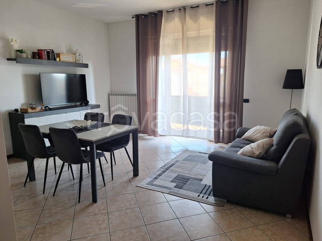 appartamento in vendita a Borgosatollo in zona Gerole