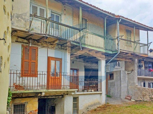 casa indipendente in vendita a Borno