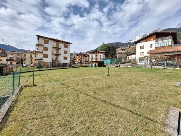 casa indipendente in vendita a Borno