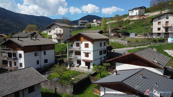 casa indipendente in vendita a Borno