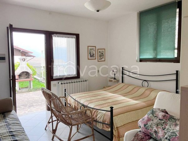 appartamento in vendita a Borno