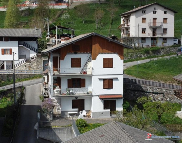 appartamento in vendita a Borno