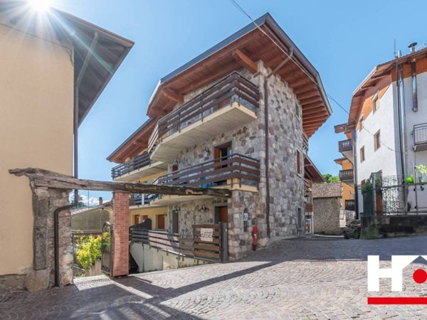 appartamento in vendita a Borno