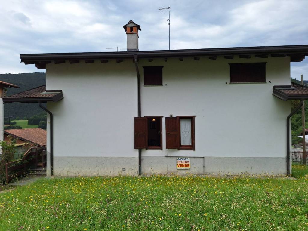 appartamento in vendita a Borno