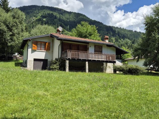 casa indipendente in vendita a Borno