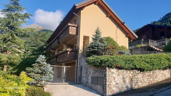 casa indipendente in vendita a Borno