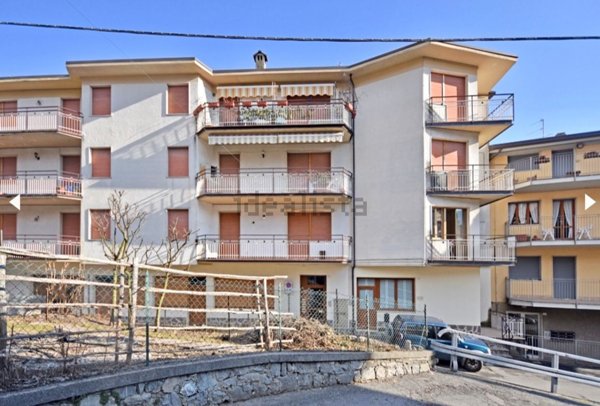 appartamento in vendita a Borno