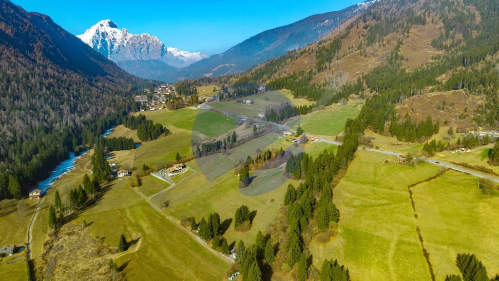 terreno agricolo in vendita a Borno