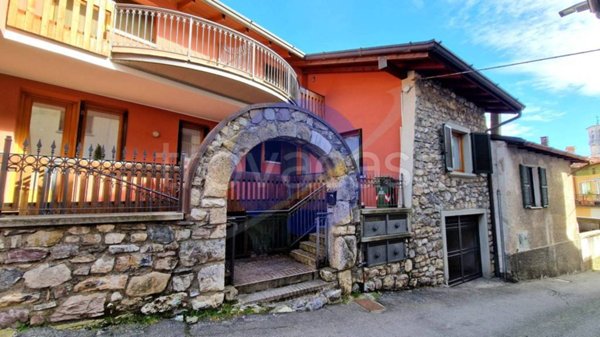 appartamento in vendita a Borno