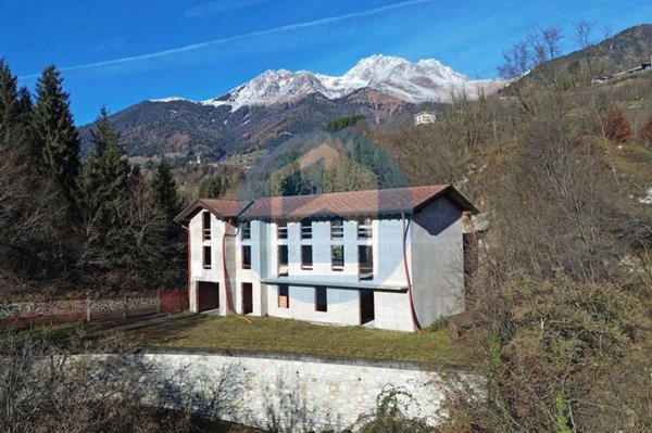 appartamento in vendita a Borno