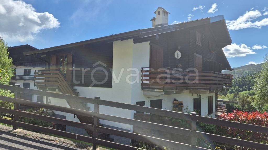 appartamento in vendita a Borno