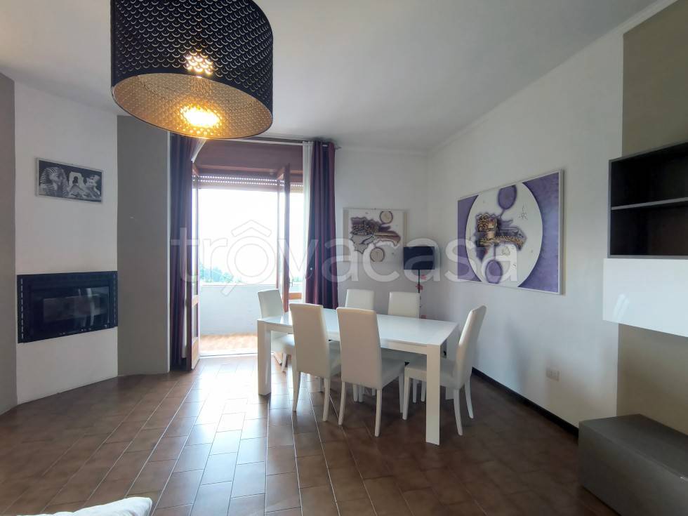 appartamento in vendita a Borno