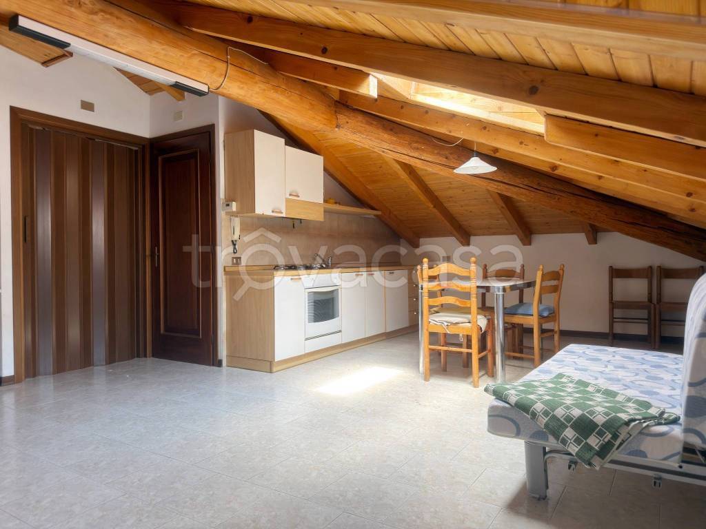 appartamento in vendita a Borno