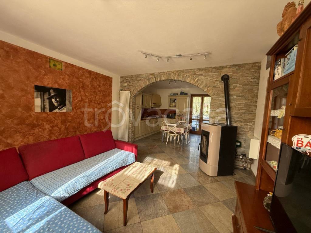 appartamento in vendita a Borno