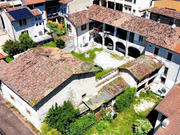 intera palazzina in vendita a Botticino