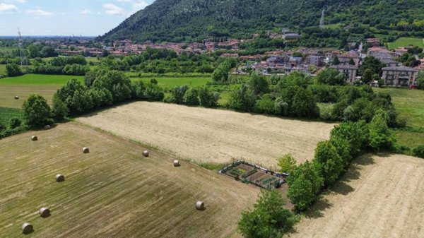 terreno agricolo in vendita a Botticino in zona Botticino Sera