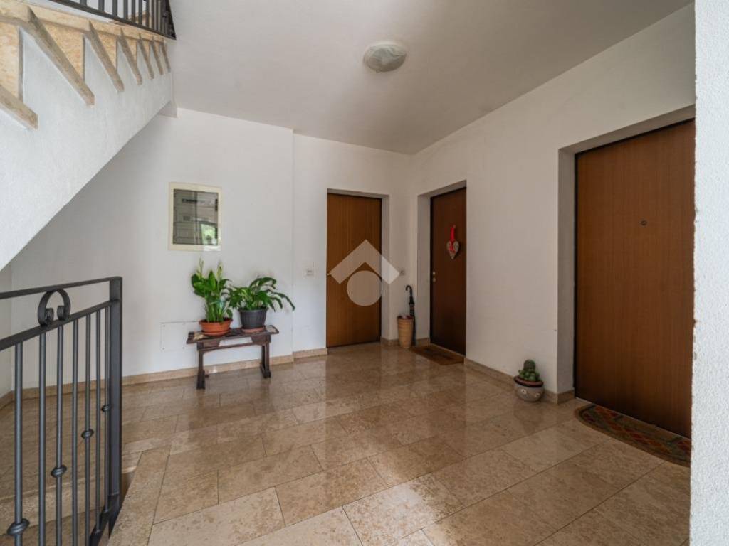 appartamento in vendita a Botticino in zona Botticino Sera
