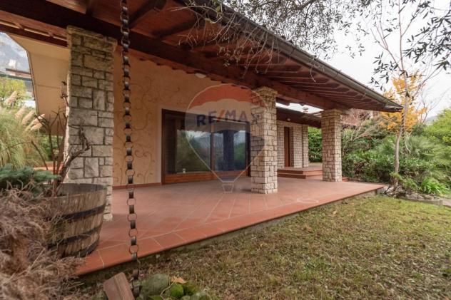 casa indipendente in vendita a Botticino