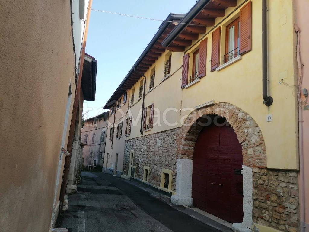 casa indipendente in vendita a Botticino in zona Botticino Sera