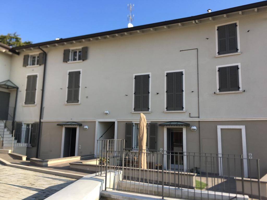 appartamento in vendita a Botticino in zona Botticino Sera