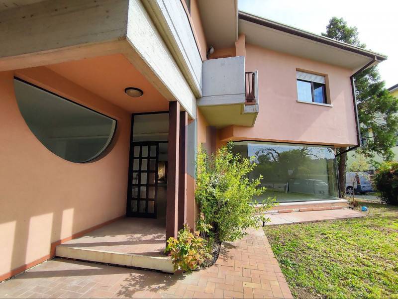 appartamento in vendita a Botticino in zona Botticino Sera
