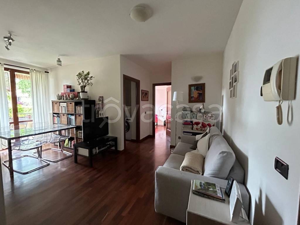 appartamento in vendita a Botticino in zona Botticino Sera