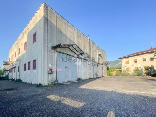 capannone in vendita a Botticino