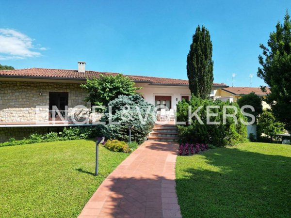 casa indipendente in vendita a Botticino