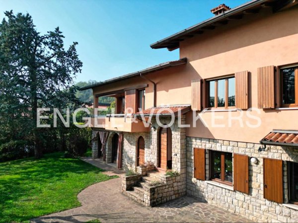 casa indipendente in vendita a Botticino