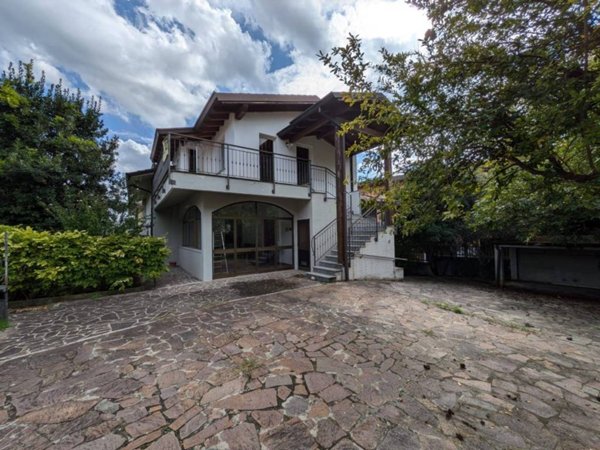 casa indipendente in vendita a Botticino in zona Botticino Sera