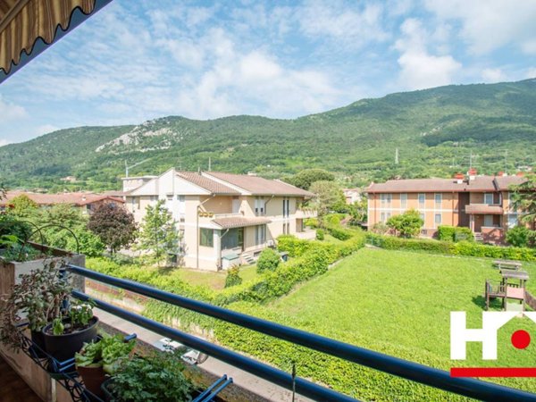 appartamento in vendita a Botticino in zona Botticino Sera