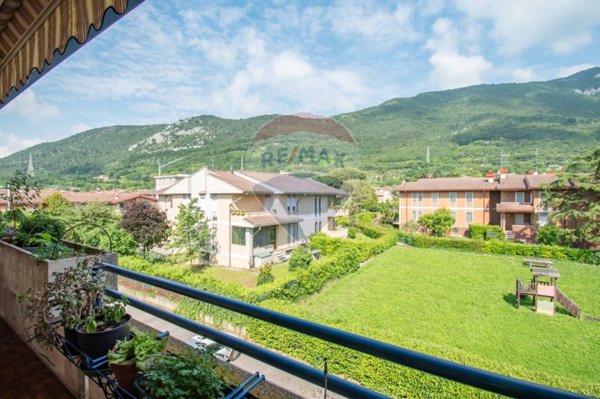appartamento in vendita a Botticino in zona Botticino Sera