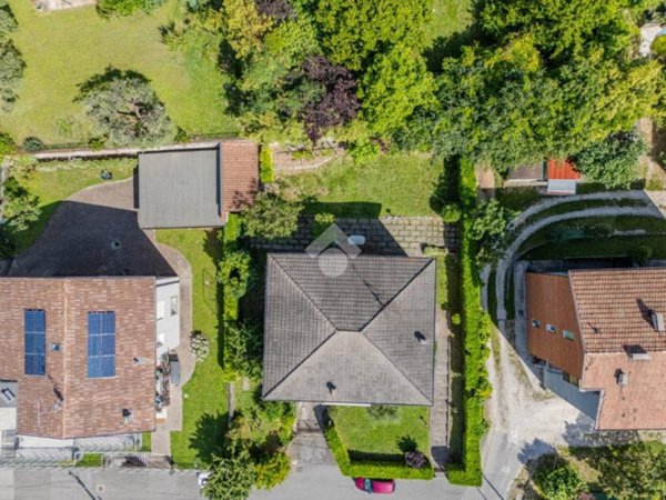 casa indipendente in vendita a Botticino in zona Botticino Sera
